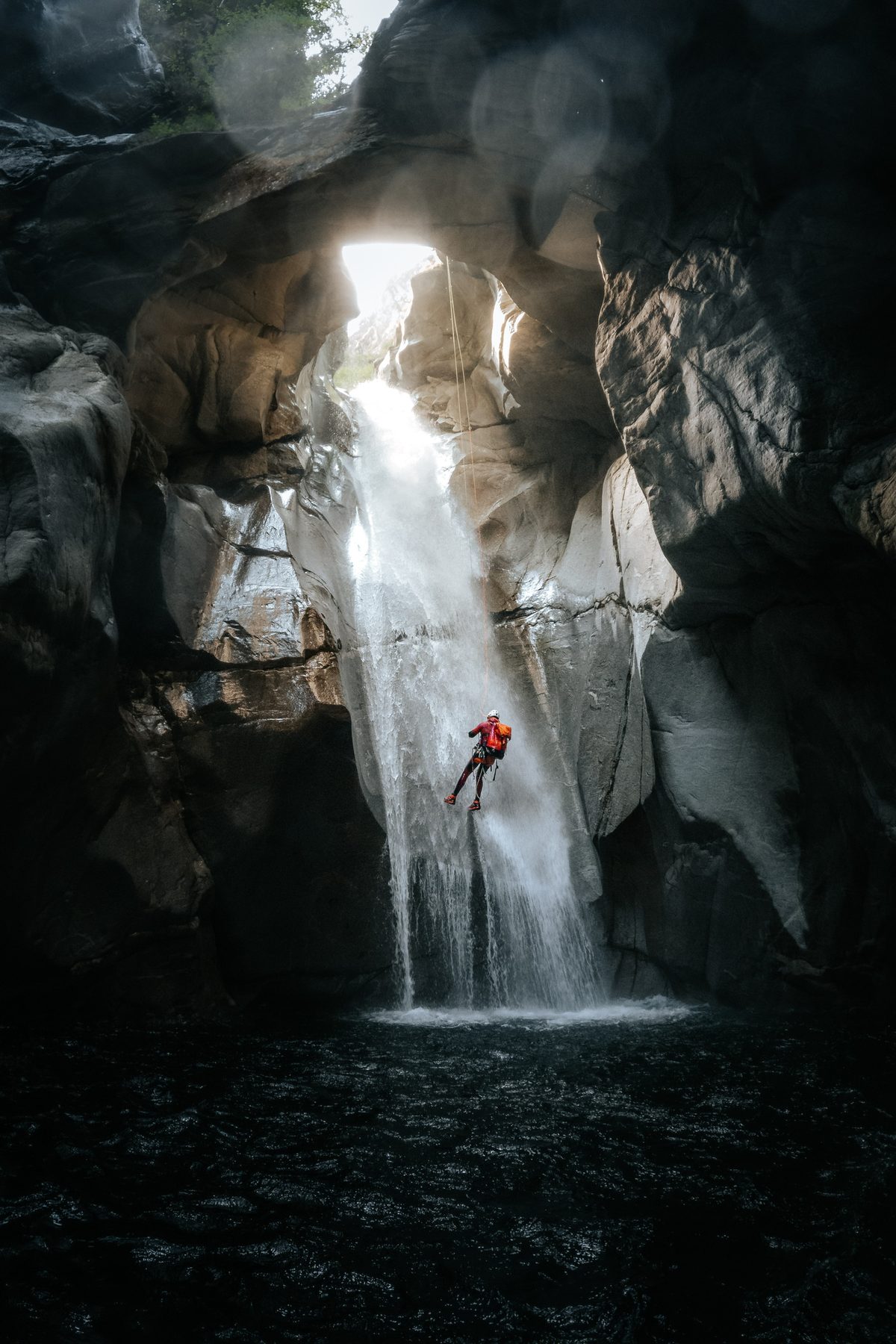 Lodrino Grotte mit Lichtstrahl