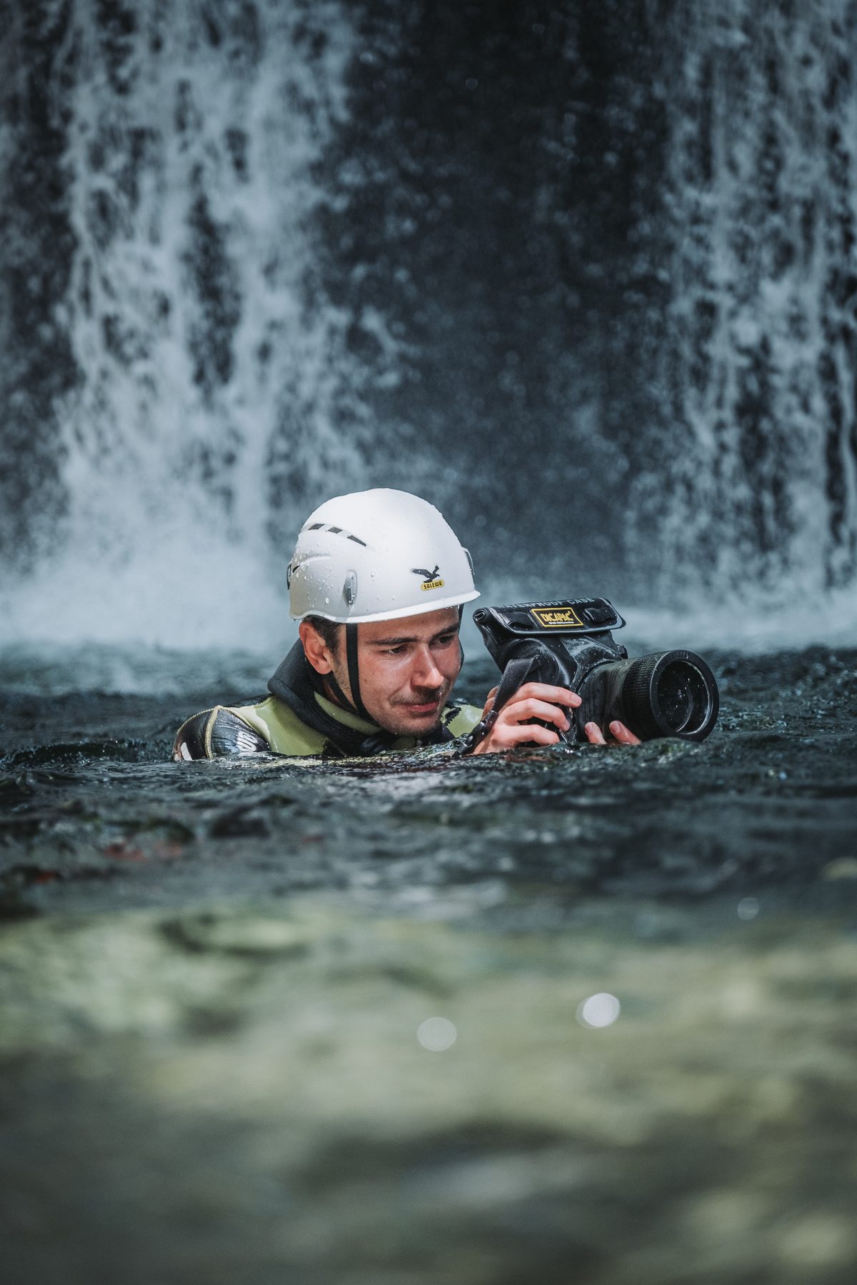 Heli-Canyoning Guide